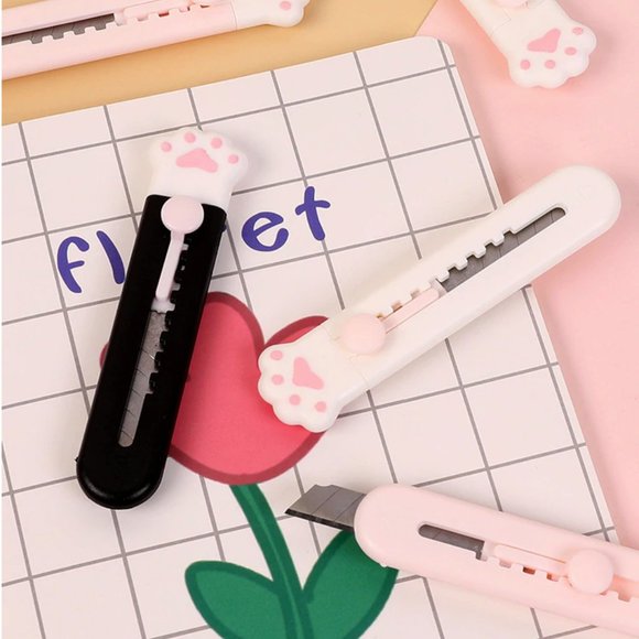 Cat Paw Portable Utility Knife - Picture 4 of 7